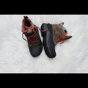 Boys The North Face rain boots